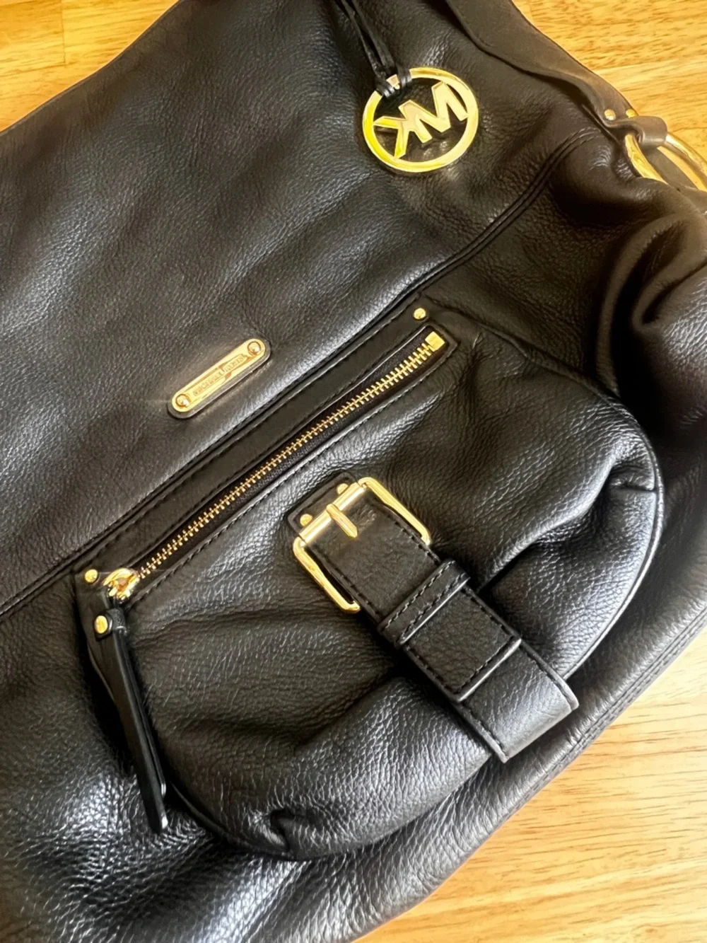 Michael Kors Austin Black Leather Hobo Bag with Gold Hardware - Picture 7 of 11